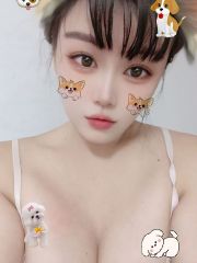 滨江粉嫩白皙大胸妹