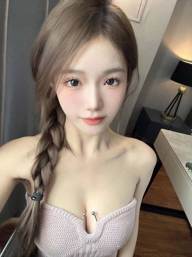 新来的极品妹子打桩很给力