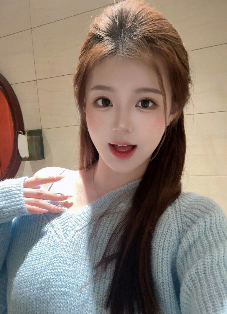 建邺区 邻家小妹吹功一流 小穴特紧