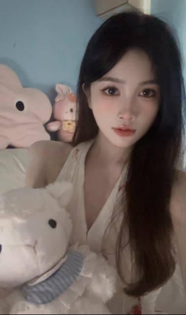 禅城可盐可甜的妹子